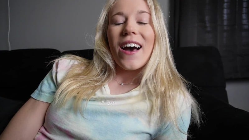 keeks 3005 - Horny Ex Girlfriend Wants You Back 1