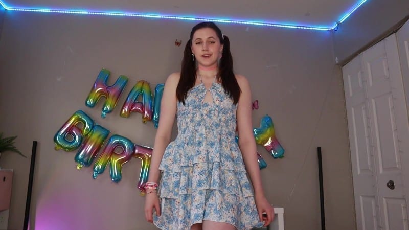 madisynwood - 18th Birthday Virgin's Creampie 1