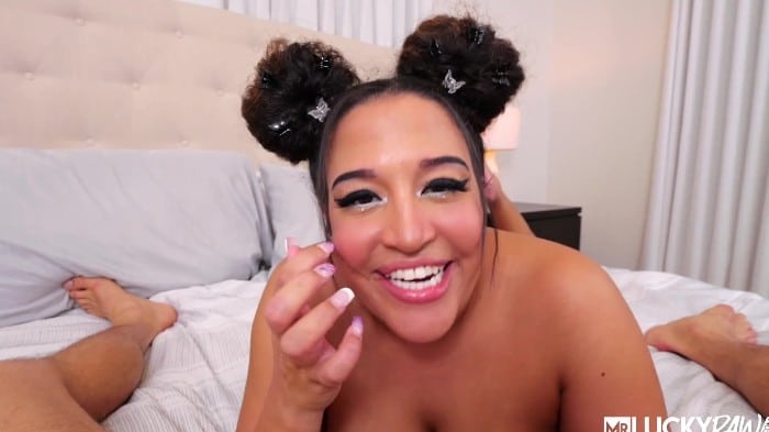 [MrLuckyRaw] Funsizedmegan - Funsizedmegan Is Having Fun Getting Dicked And Enjoys Getting Creampied (2025-05-07) [1080p] 5