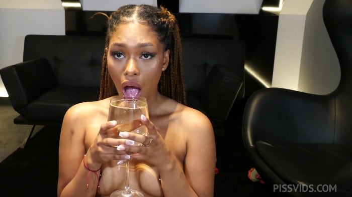 Real Life Porno 24 Sara Isabelle - Rimming Piss Drinking And Hard Sex [1080p] 25