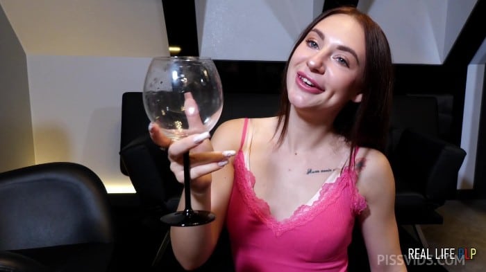 Real Life Porno 57 Emma Evans - Rimming Piss Drinking And Hard Sex [1080p] 10