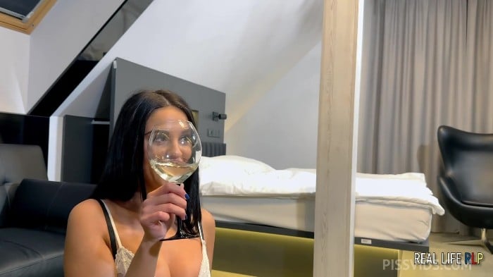Real Life Porno 61 Mia Trejsi - Rimming Piss Drinking And Hard Sex [1080p] 12
