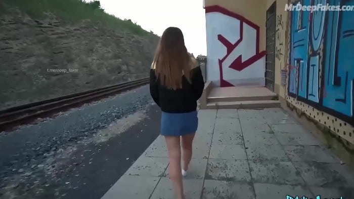 Rose Deepfake Porn Video (2) 3