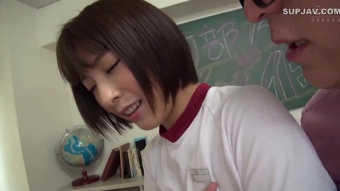 Scop-512 A Poverty Underground Idol Without Money Is Aware Of The Danger And Enthusiastic Fans And One-On-One Personal Session Decided! 1