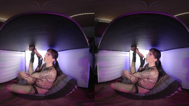 [DaryaJane] Darya Jane - 28min Multiple Cumshots Milking Table (8k) 4