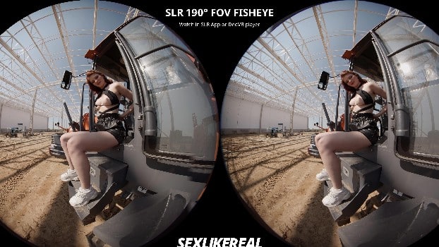 [StasyQVR] Zoe Foxy - Cute Redhead Zoe Foxy Undressing By A Tractor (2025-08-15) (original 8000x4000) 2