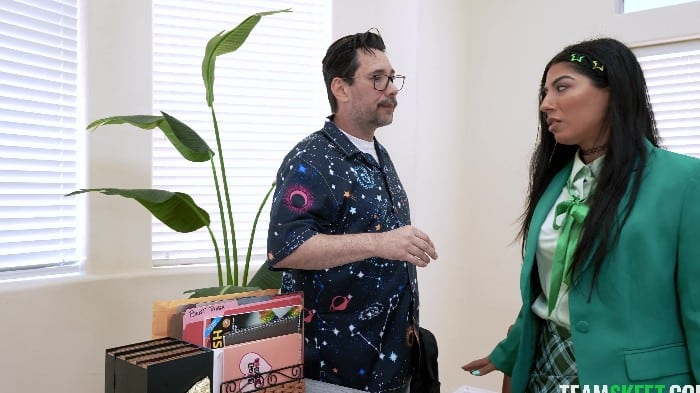 [TeamSkeet] Jasmine Sherni - The Worst Students Fuck The Best 2025 [2160p] 1