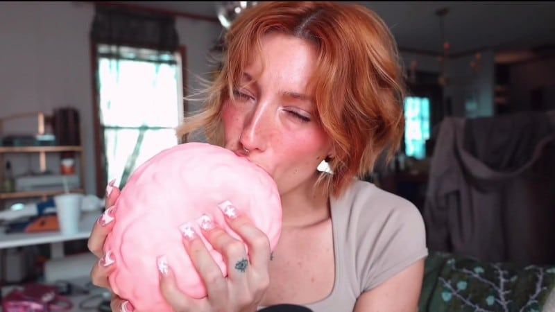 Elle Marz Zombie Mommy ASMR 3