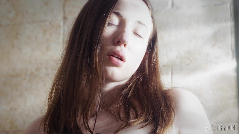 Fitting-Room 25/09/15 Melissa White POV 4k 4