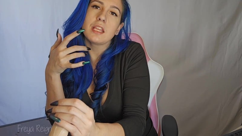 Freya Reign - New Boss Notices Your Nail Fetish 5