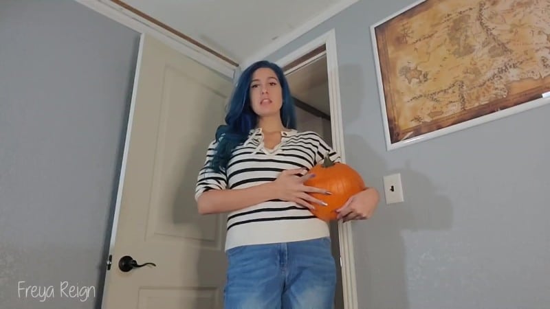 Freya Reign - Pumpkin Fucking Punishment by Step-Mommy 1