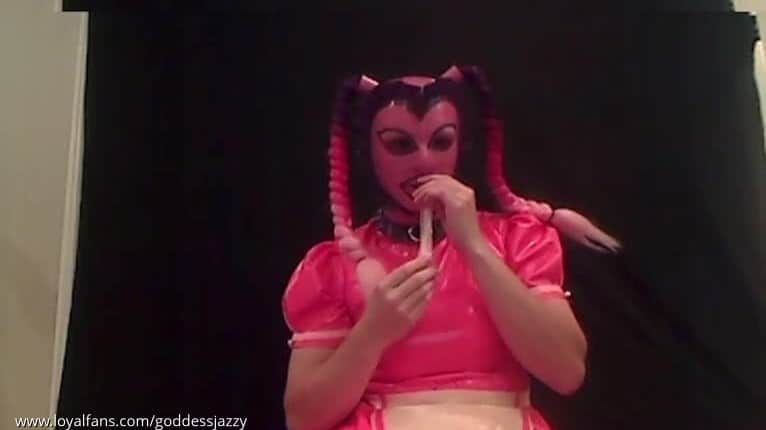 Goddess Jazzy - Live Cam Sissy Strawberry Drinks 12 Loads Of Alphas Cum And Then Fills His Hole With One By My Orders 1