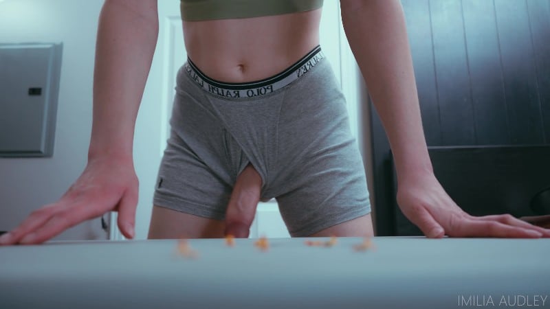 Imilia Audley Futa Giantess Punishes Her Captors 1
