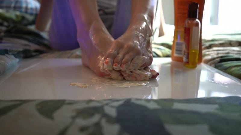 Imilia Audley Oil and Lotion Overload 5