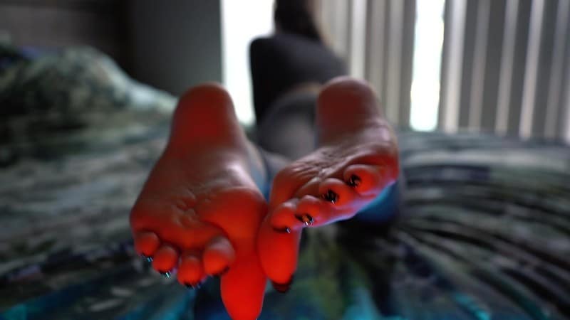 Imilia Audley Sole Tease in Black Pedi 2