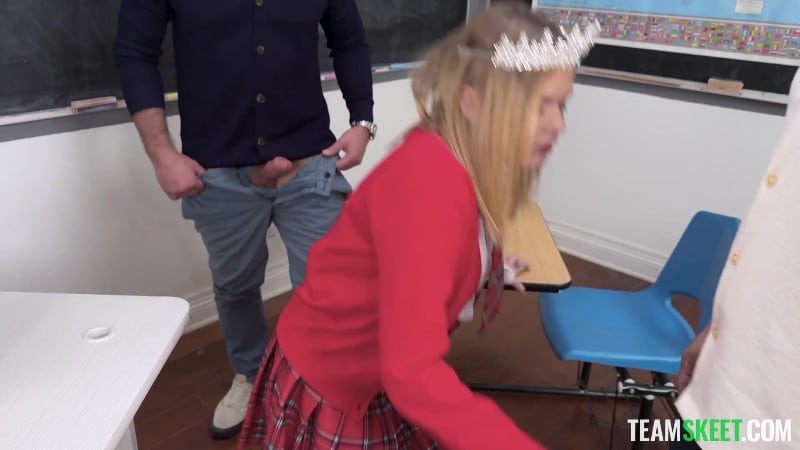 [InnocentHigh | TeamSkeet] 25 09 02 Coco Lovelock - The Future Prom Queen Doesn't Need a Crown, She Needs to Be Tamed FullHD 3