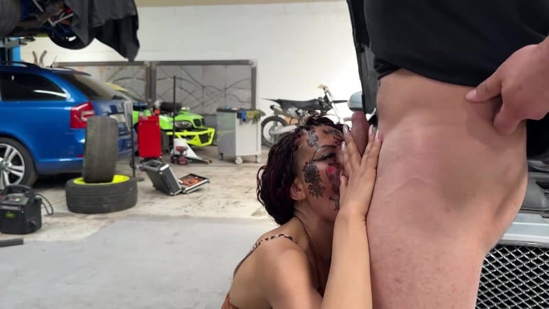 JacquieEtMichelTV 25/09/23 Melissa D Amsterdam Sodomized In A Garage FullHD MP4-P2P 1