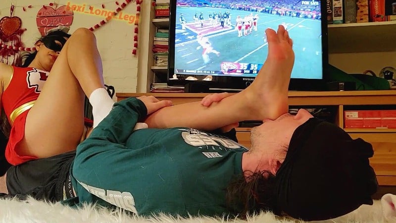 Lexi Long Legs - Super Sole Sunday Cheerleader Foot Worship 3