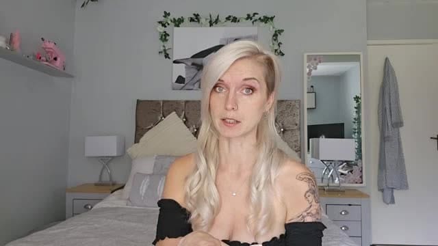 Lexi Snow - I Want A Tiny Pet Not A Lodger 2