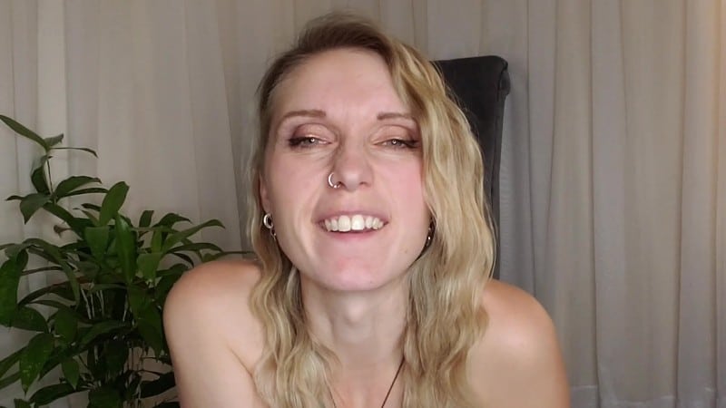 Lexi Snow - Your Wife's Boss Plays With You 3