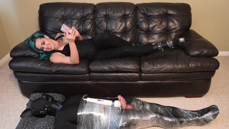 Melody Cheeks - Mummified Puppy Gets Milked By Mistress In Femdom Hitachi Tease 2