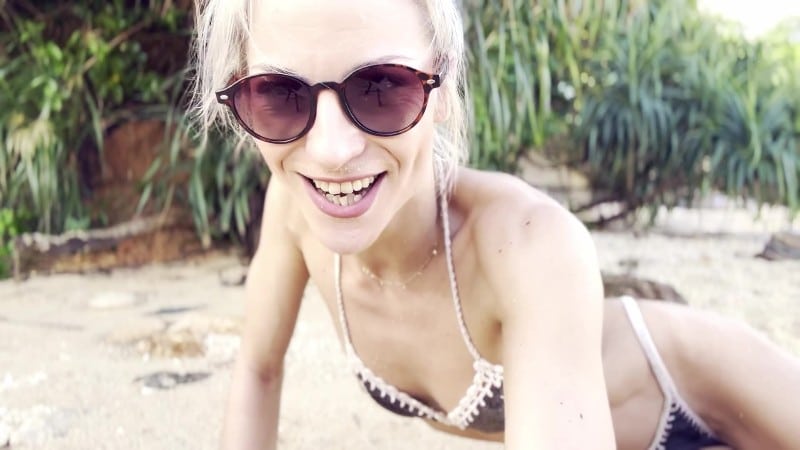 MissDaisyDiamond Diamond Blue Beach FUN Holiday Vlog 4 SFW 3