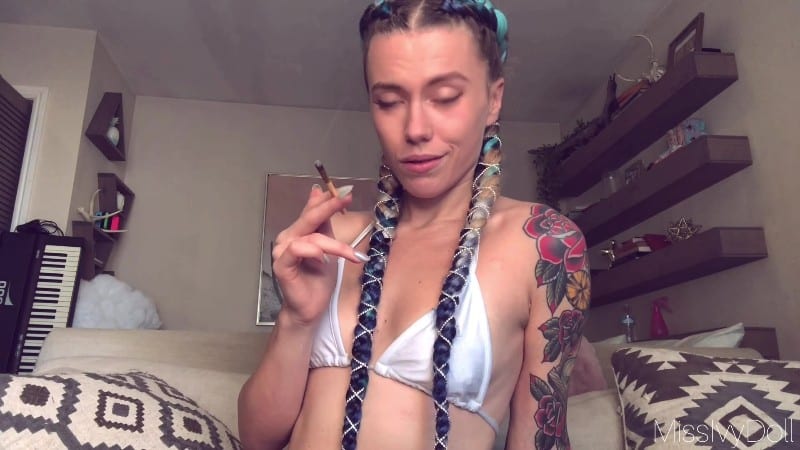 MissIvyDoll - Human AshTray 3