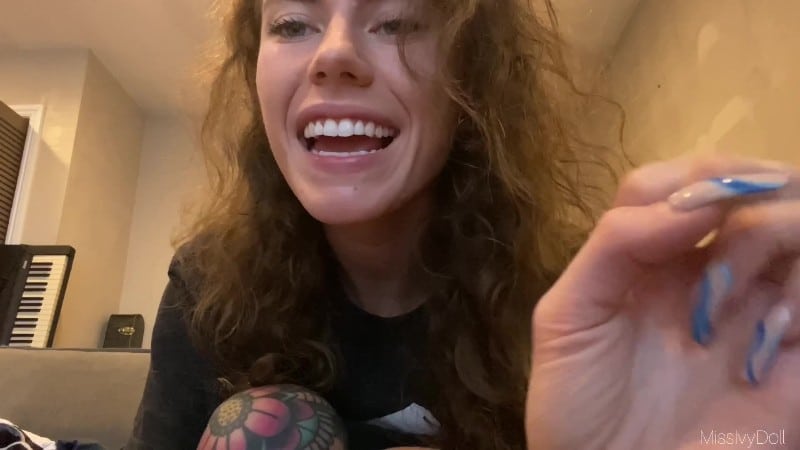 MissIvyDoll - Slave for Long Nails 4