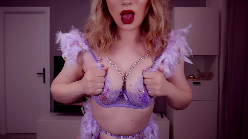 Miss Amellia - Slave To The Screen 2