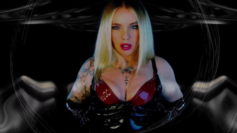 Miss Annabel Grace - HEADRUSH 27