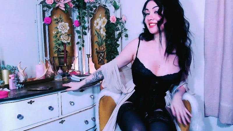 Miss Hocus - Human Pet - Bisexual Party Favour 1
