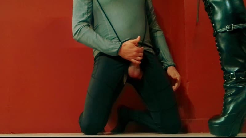 Mistress Magda - Slave Training Ballbusting 2