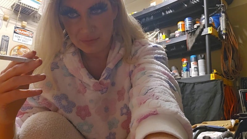 MizzErotique Smoking and giving you a handjob 2
