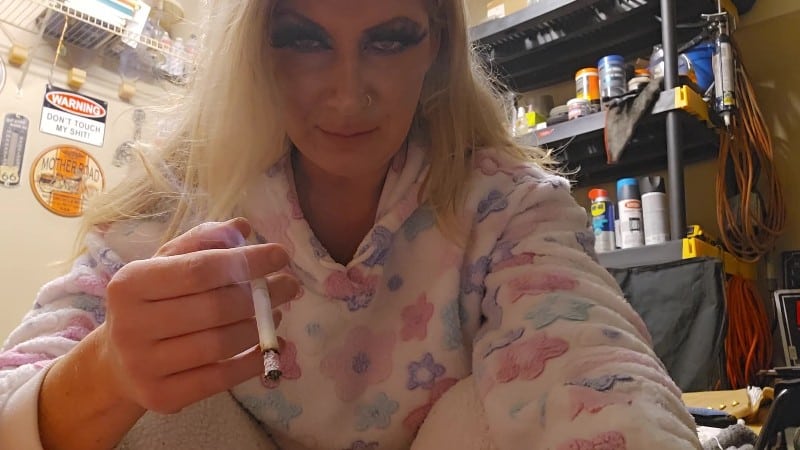 MizzErotique Smoking and giving you a handjob 3