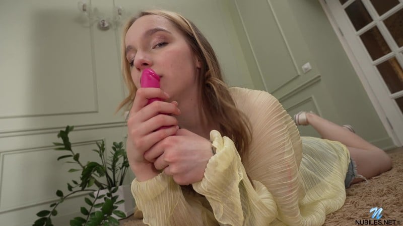 Nubiles 25 09 05 Molly Stone Let Me Feel You FullHD 2