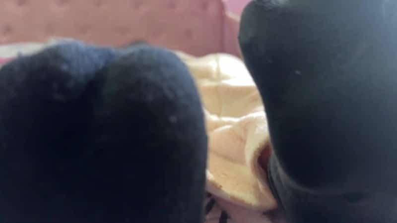 Rise of the Giantess - Napping Growth Spurt - Giantess Gabriella 3