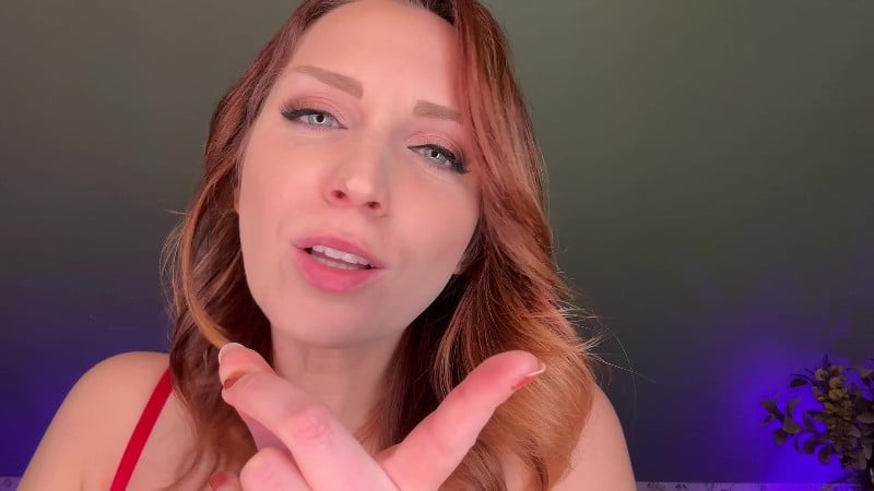 SneezeGoddess - Mesmerized by Giantess 2
