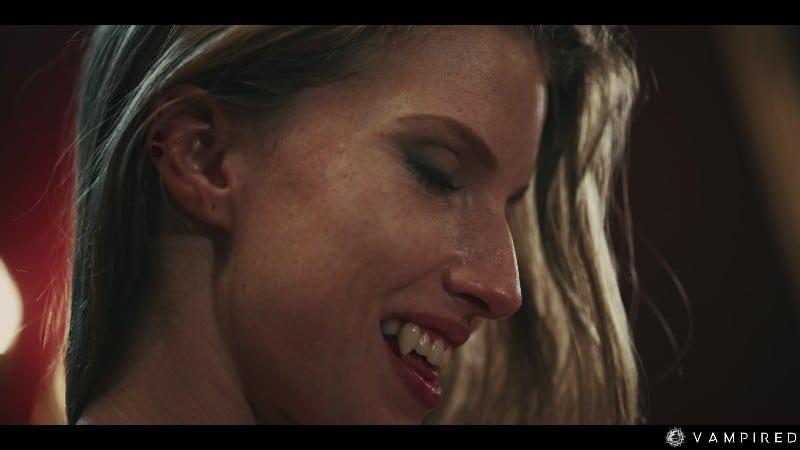 Vampired 25/07/11 Octavia Red And Sofia Rivers A Deals A Deal 4k 3