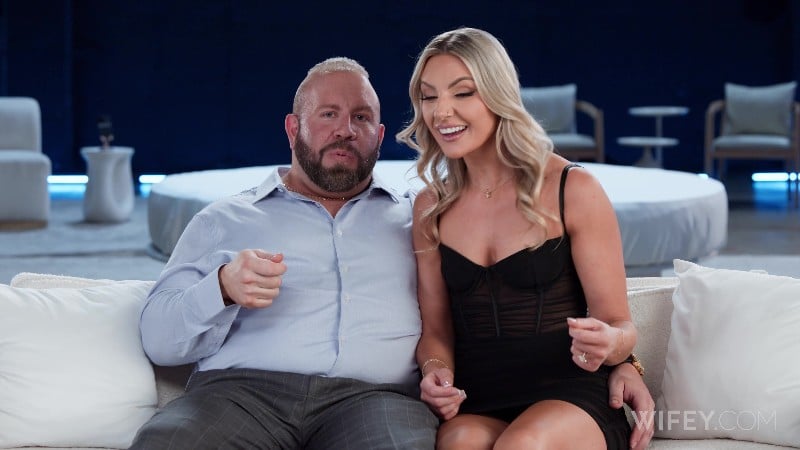 Wifey 25/09/20 Elania And Shaun Fit Blonde Hotwife Gets Stretched Out 4k MP4-P2P 1