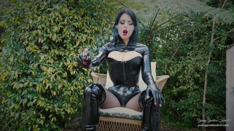 Young Goddess Kim - Less than the Dirt on My Boots 3
