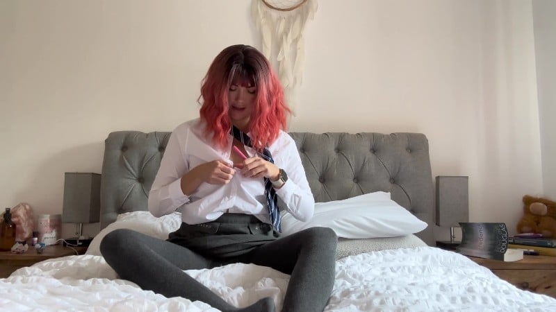 Yourhikerbabe - School Girl Pantyhose Tight Play 1