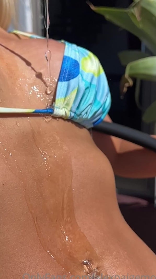 [Onlyfans] Siterip - Alex Moore @alexpaigemoore [1305 ] [20 Videos] 5