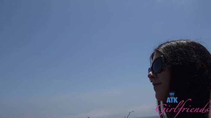 [ATKGirlfriends] Lily Winters - Malibu Park, Part 1 (2025-08-16) [2160p Hevc X265] 2