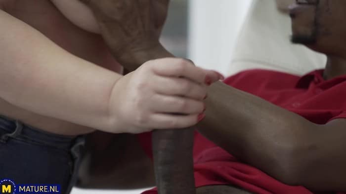 Becky Swings - Hardcore Interracial Mature.Nl 1080p 2