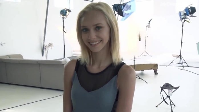 Deep Fakes - October 24, 2025 Elizabeth Olsen Deepfake Porn Video (5) 1