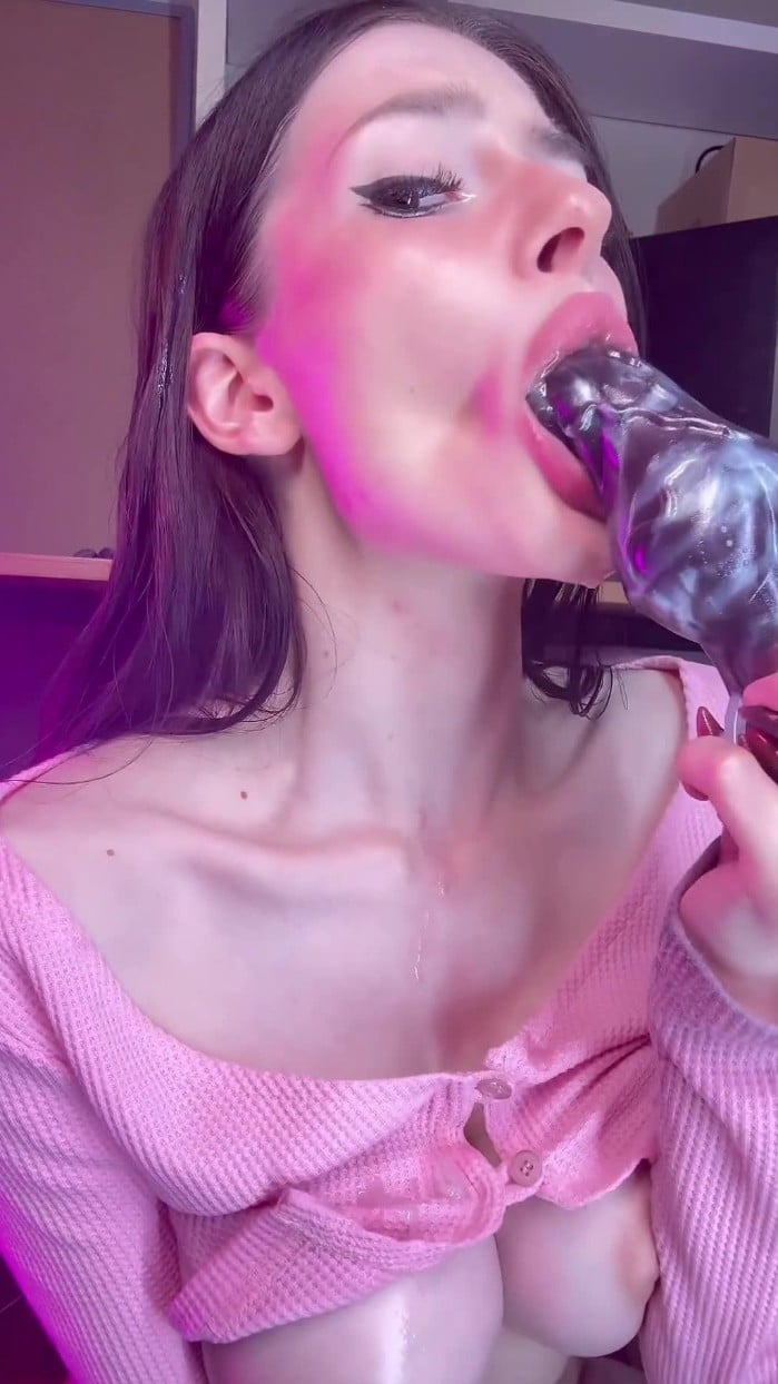 [Fansly-Bubblexgun] I Wanna Feel Your Warm Cum In My Tight Asshole 2025 [1920p] 4