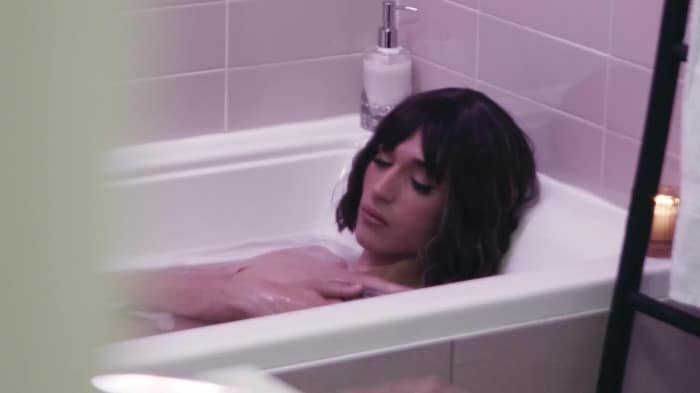 [Femboyish] Dante Snoww - Filthy Femboy Takes A Bubble Bath And A Huge Cock (2160p) 1