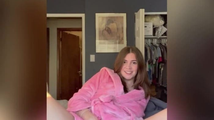 [ManyVids] Maggierosexo - Step-Daughter Findom Pussy Denial [720p] 5