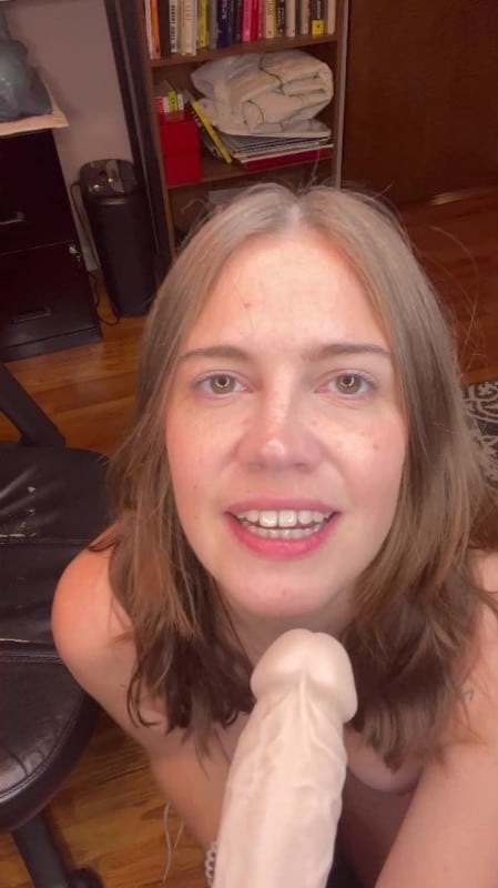maggierosexo - caught smelling mommy's underwear 3
