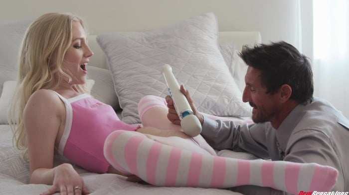 [NewSensations] Emma Starletto - Emma Has Daddy's Birthday Gift Inside [18.11.23] [2160p] 2